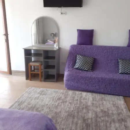 Homestay Casa Nina -camere Si Eforie Nord