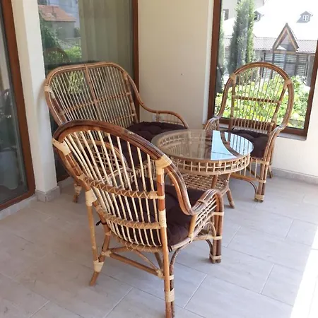 Casa Nina -camere Si * Eforie Nord
