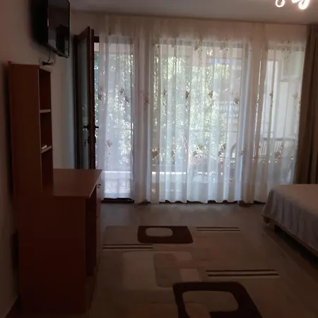Privat bolig Casa Nina -camere Si *